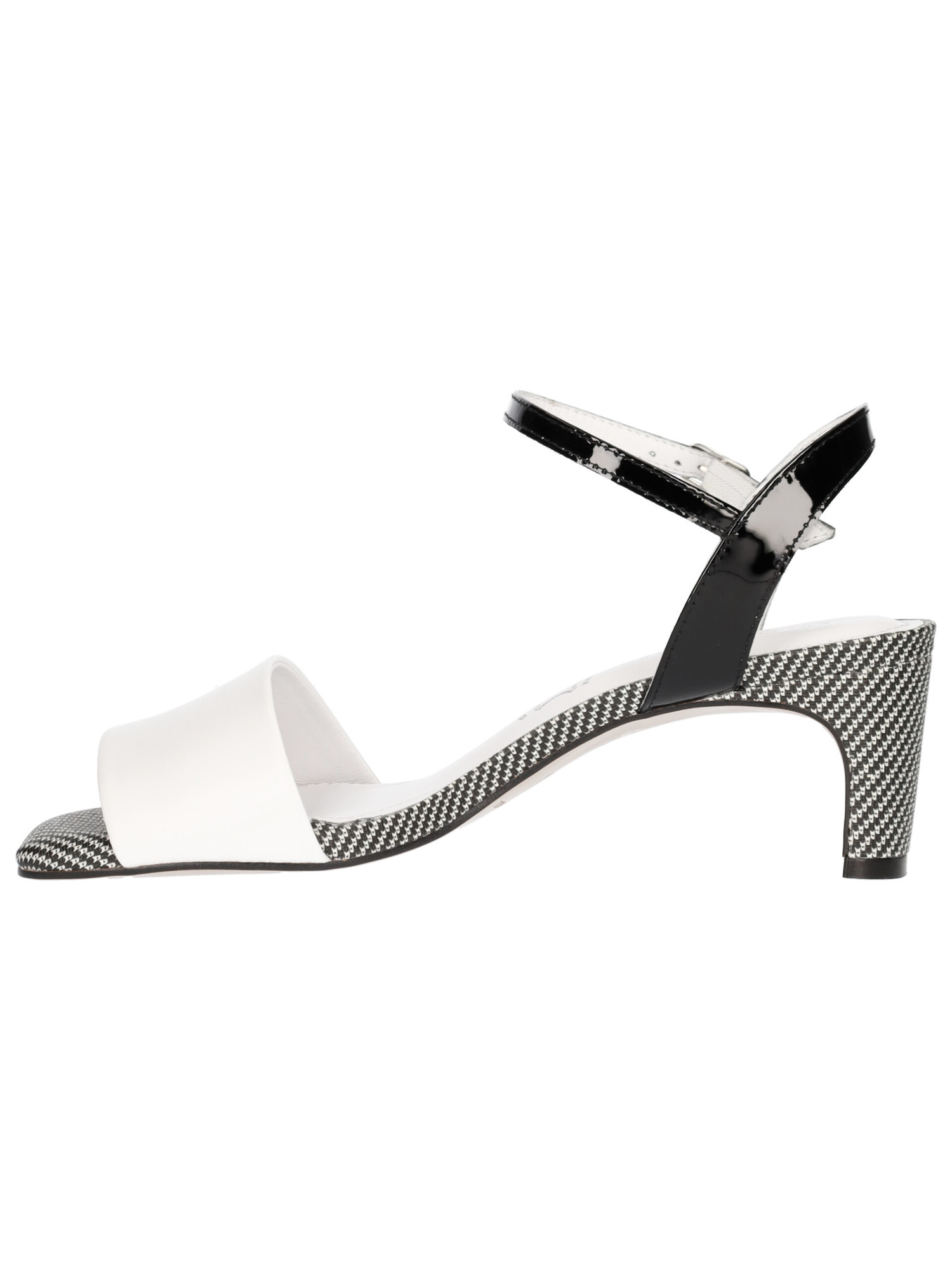 sandalo-con-tacco-largo-capelli-rossi-da-donna-bianco-e-nero